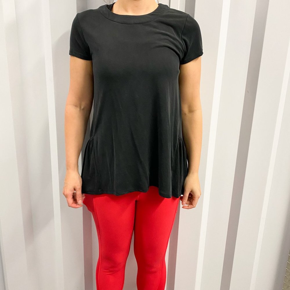 Nordstrom S Hi/Lo Ruffle Back Hem Tee Short Sleeve Shirt Black - Picture 5 of 9